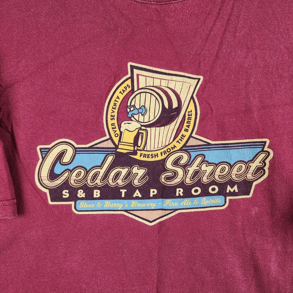 Vintage Cedar Street Tap Room Shirt Mens 2XL Red Beer Bar Graphic Logo Keg Beer